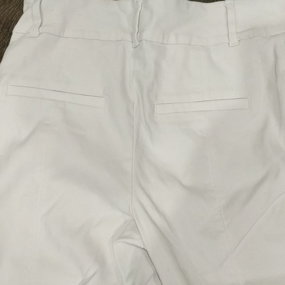 Reitmans white stretch capris - Picture 3 of 6